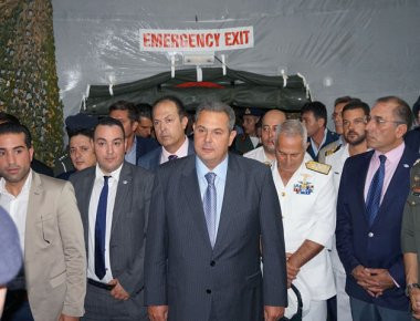 Ο Πάνος Καμμένος εγκαινίασε το περίπτερο των Ενόπλων Δυνάμεων στην ΔΕΘ (φωτό)